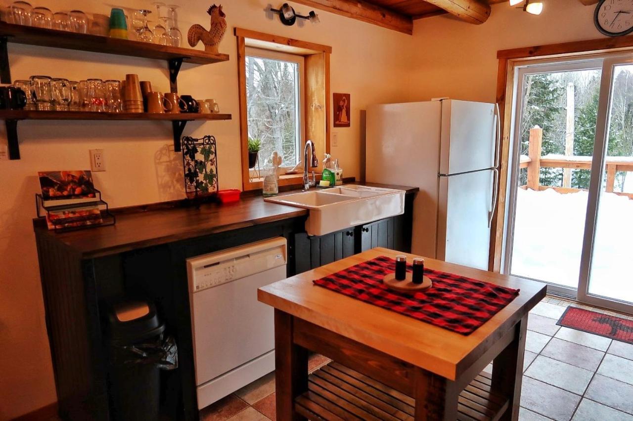 Cozy Log Cottage La Minerve Luaran gambar