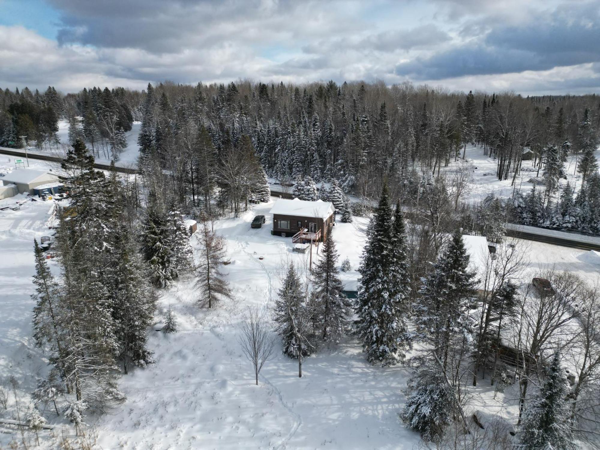 Cozy Log Cottage La Minerve Luaran gambar